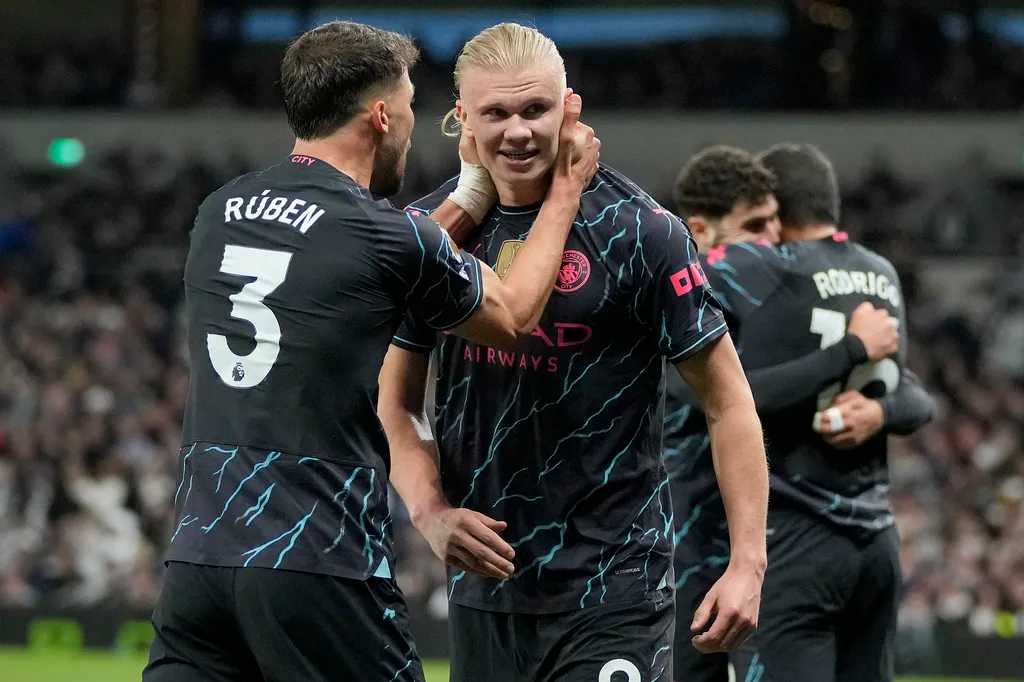 Man City và Arsenal: Chiến đấu hết mình cho một lần sau cùng của mùa giải   - Ảnh 2.
