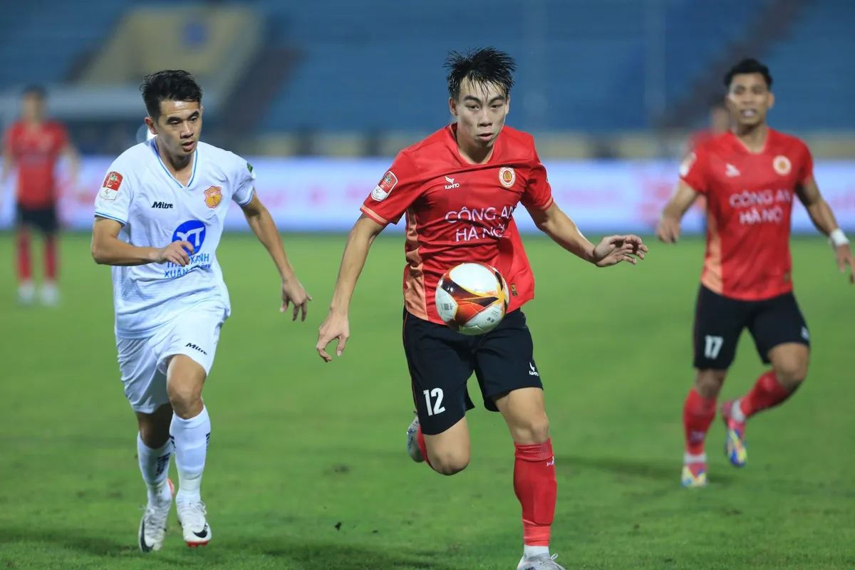 Trước vòng 16 Night Wolf 1 – V.League 2023/24: “Đại chiến” ở nhóm đầu bảng - Ảnh 3. Trước vòng 16 Night Wolf 1 – V.League 2023/24: “Đại chiến” ở nhóm đầu bảng - Ảnh 3.