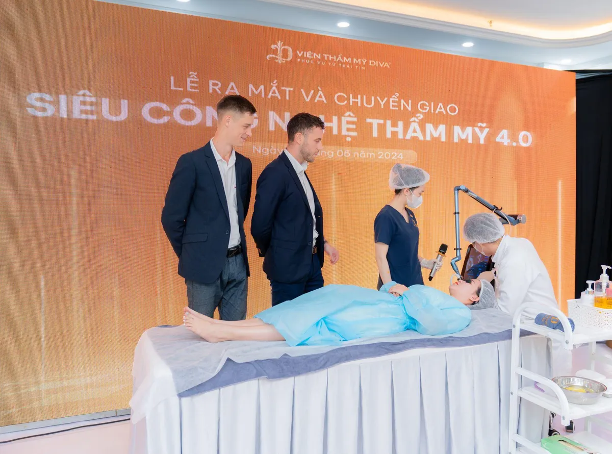 Viện thẩm mỹ DIVA nhận chuyển giao siêu công nghệ thẩm mỹ 4.0 - Ảnh 2.