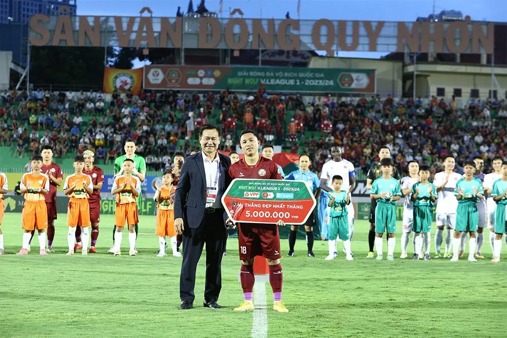 Hải Phòng FC nhận cú đúp giải thưởng tháng 4 Night Wolf V.League 1 – 2023/24 - Ảnh 1. Hải Phòng FC nhận cú đúp giải thưởng tháng 4 Night Wolf V.League 1 – 2023/24 - Ảnh 1.