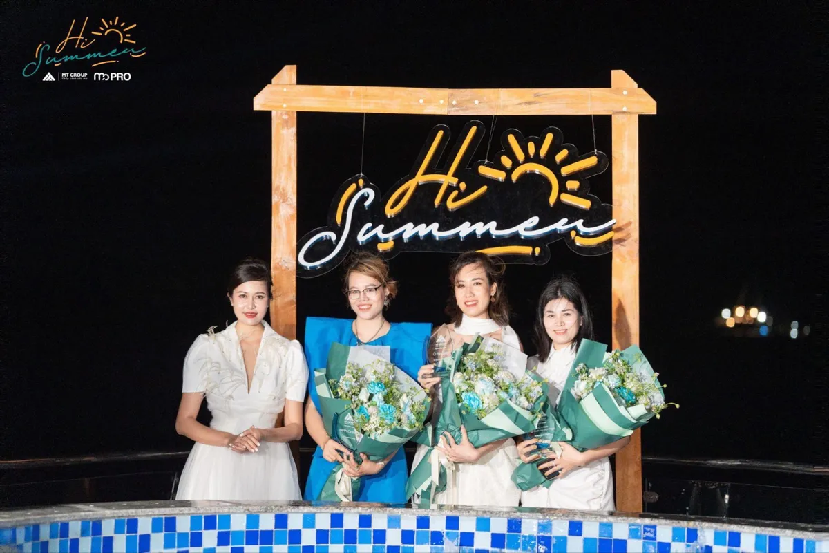 D&agrave;n mẫu nh&iacute; trổ t&agrave;i catwalk tr&ecirc;n du thuyền 5 sao tại Hi Summer 2024 - Ảnh 5.