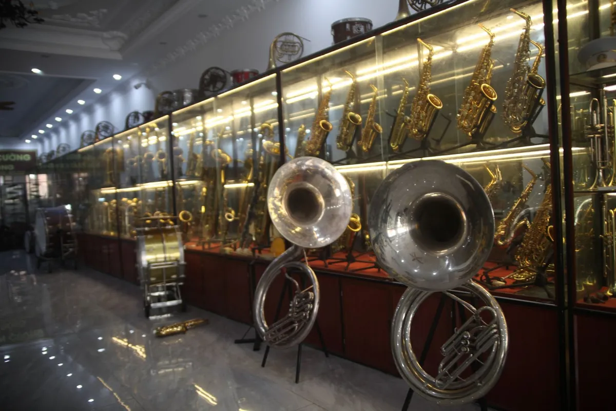 Những n&ocirc;ng d&acirc;n l&agrave;m... k&egrave;n T&acirc;y - Ảnh 12.