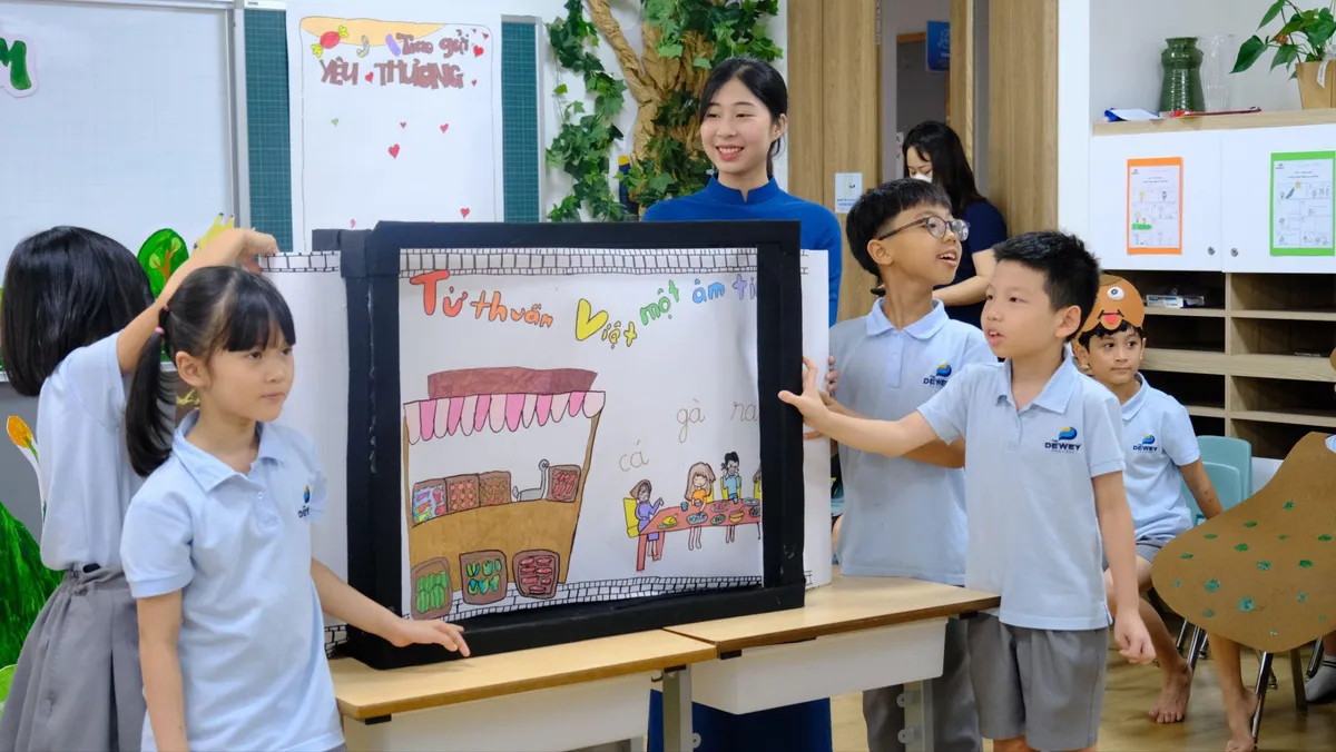 Văn học kh&ocirc;ng c&ograve;n l&agrave; khu&ocirc;n mẫu tại The Dewey Schools - Ảnh 2.