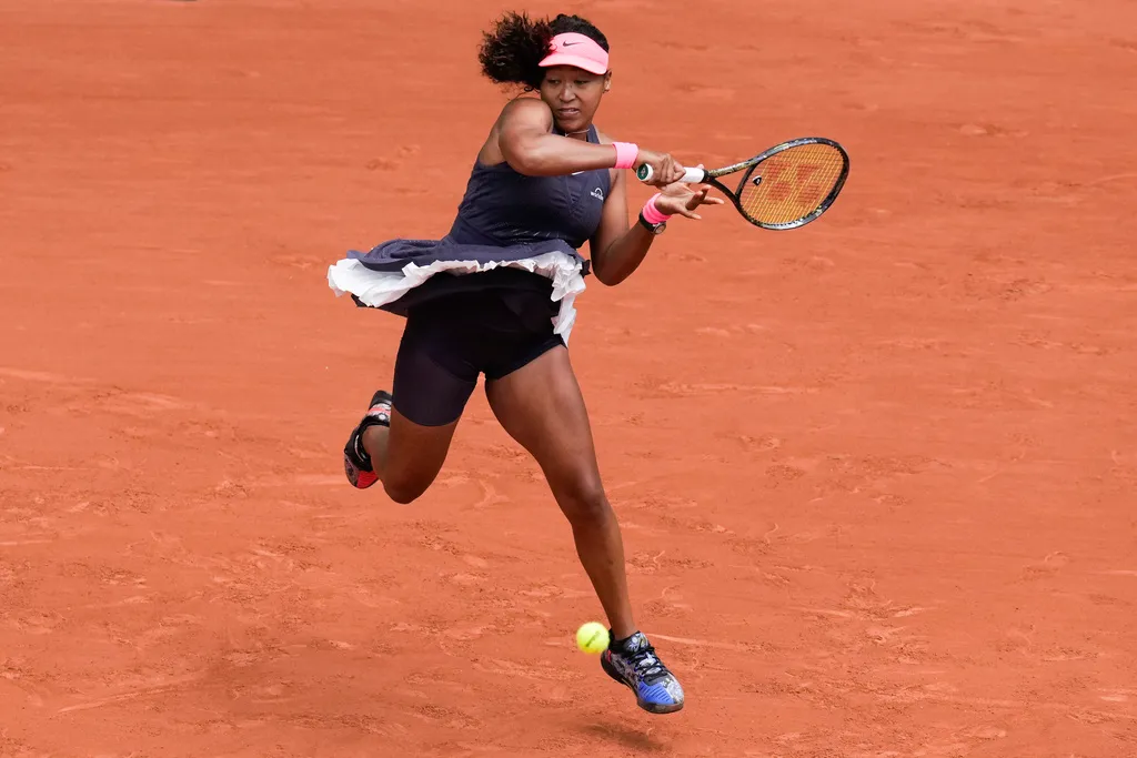 Naomi Osaka vất vả vào vòng 2 Pháp mở rộng 2024 - Ảnh 2. Naomi Osaka vất vả vào vòng 2 Pháp mở rộng 2024 - Ảnh 2.