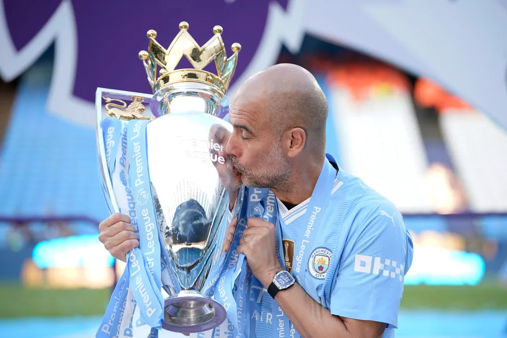 Pep Guardiola sẽ rời Man City sau mùa giải 2024/25 - Ảnh 1. Pep Guardiola sẽ rời Man City sau mùa giải 2024/25 - Ảnh 1.