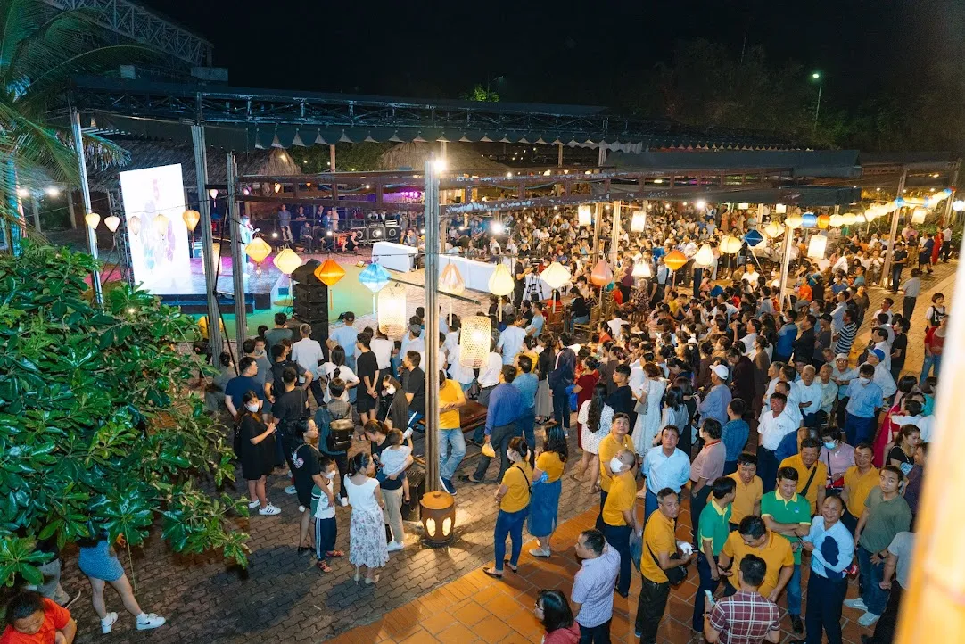 Th&aacute;ng 5, du lịch H&agrave; Nội thu 9.000 tỷ đồng - Ảnh 2.