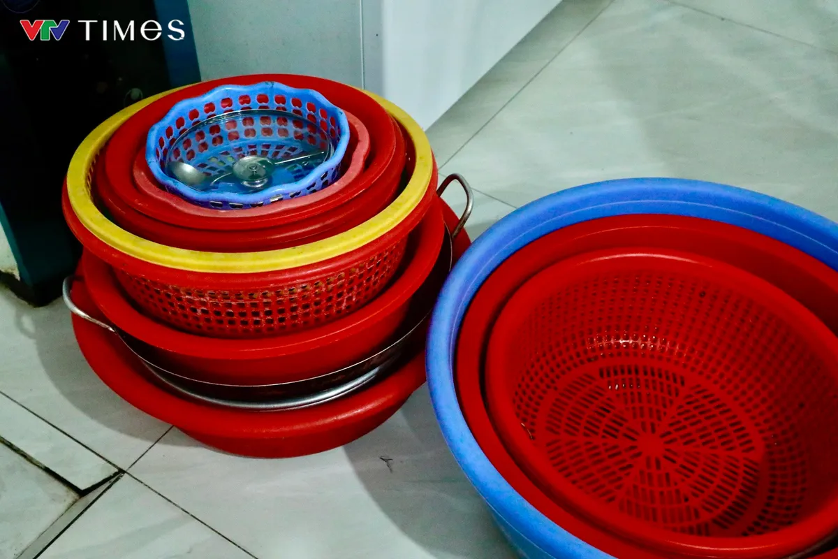 Bên trong tiệm bánh mì Cô Băng nghi khiến gần 500 người ở Đồng Nai bị ngộ độc - Ảnh 6. Bên trong tiệm bánh mì Cô Băng nghi khiến gần 500 người ở Đồng Nai bị ngộ độc - Ảnh 6.