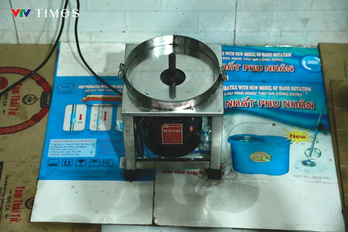 Bên trong tiệm bánh mì Cô Băng nghi khiến gần 500 người ở Đồng Nai bị ngộ độc - Ảnh 7. Bên trong tiệm bánh mì Cô Băng nghi khiến gần 500 người ở Đồng Nai bị ngộ độc - Ảnh 7.