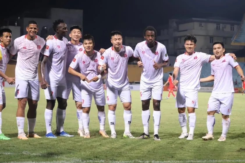 Vòng 22 V.League 2023/24 | Thể Công Viettel chặn đứng chuỗi trận ấn tượng của CLB Hải Phòng - Ảnh 1. Vòng 22 V.League 2023/24 | Thể Công Viettel chặn đứng chuỗi trận ấn tượng của CLB Hải Phòng - Ảnh 1.