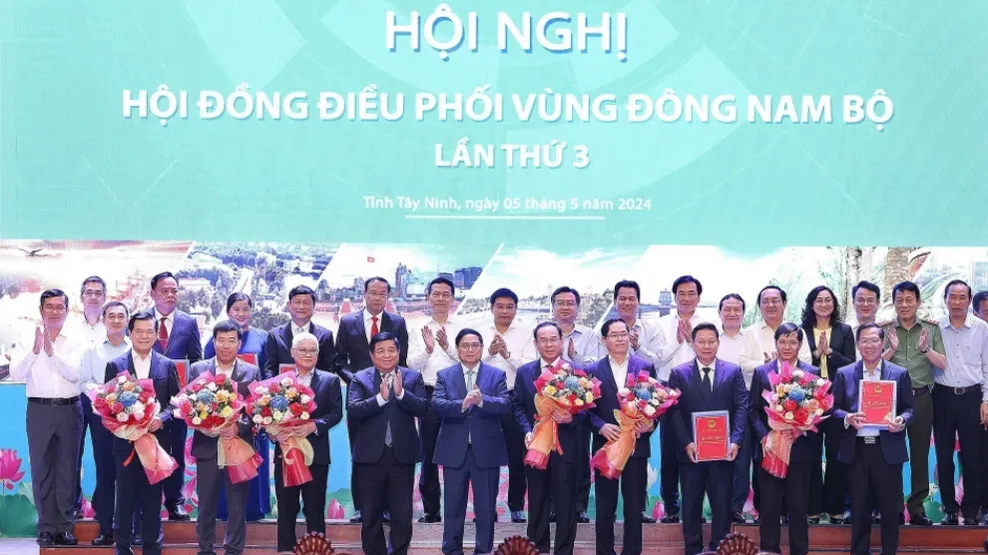 Thủ tướng: Tập trung triển khai quy hoạch để vùng Đông Nam Bộ phát triển tăng tốc, đột phá - Ảnh 3.