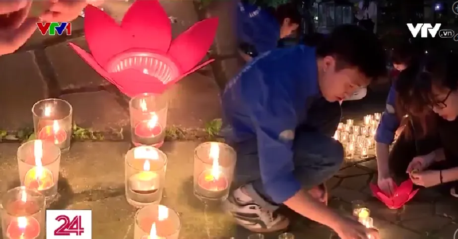 Kỷ niệm 70 năm Chiến thắng Điện Biên Phủ: Những người trẻ thắp lên tình yêu đất nước - Ảnh 2.
