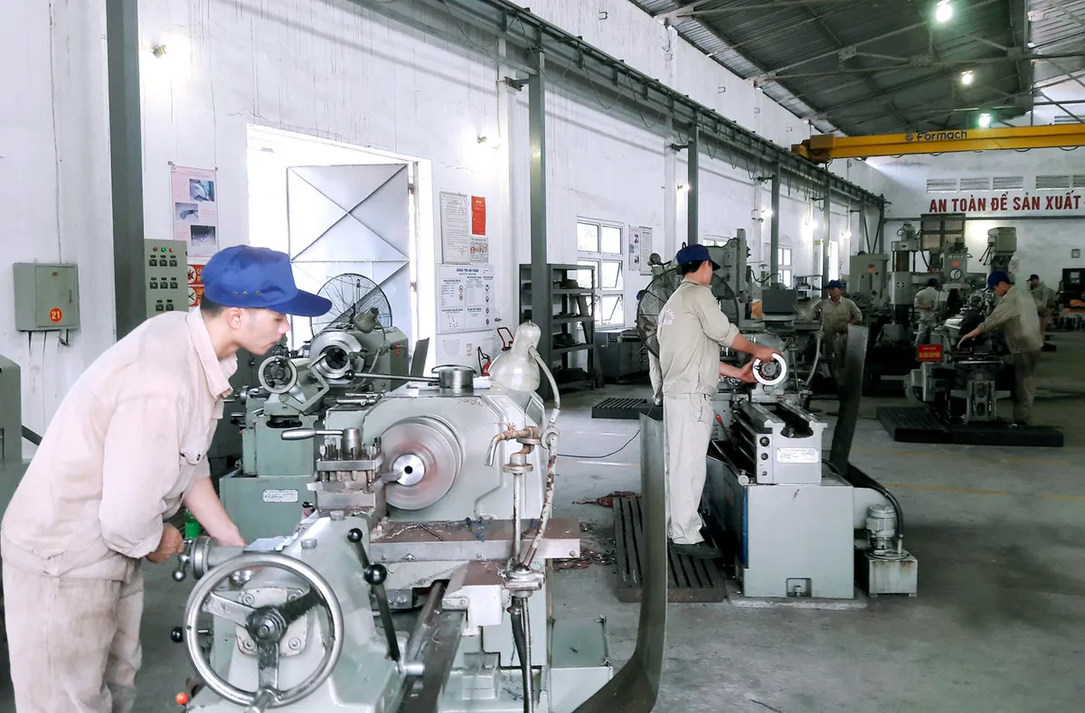 Hải qu&acirc;n nh&acirc;n d&acirc;n Việt Nam - 69 năm h&agrave;nh tr&igrave;nh giữ biển - Ảnh 3.