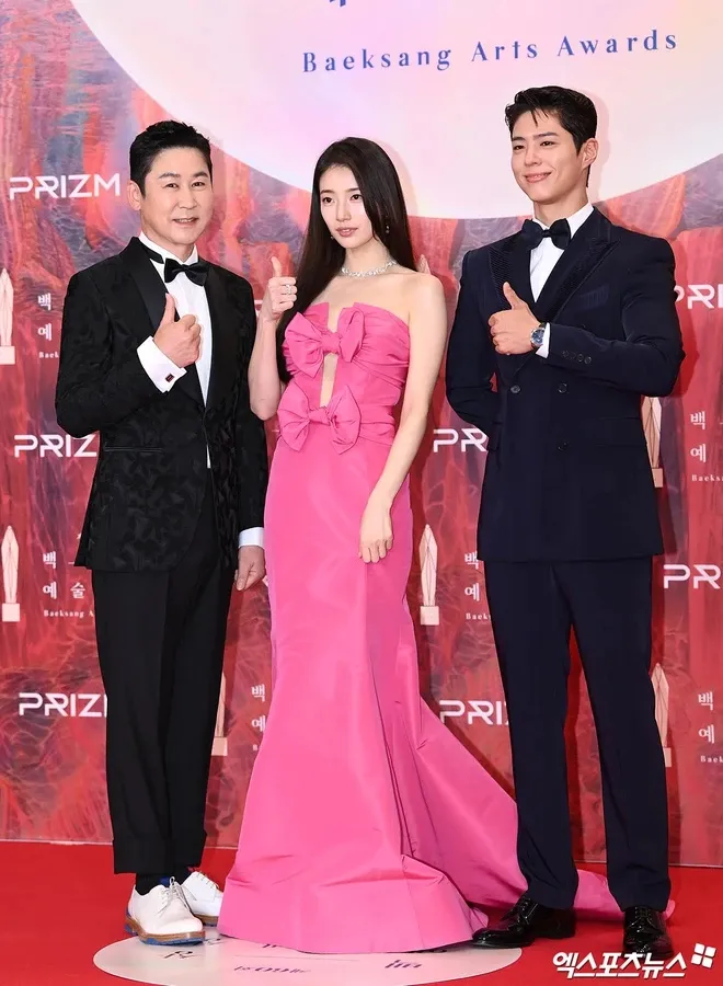 Baeksang 2024: Lee Do Hyun tri ân bạn gái, Quật mộ trùng ma thắng lớn - Ảnh 1.