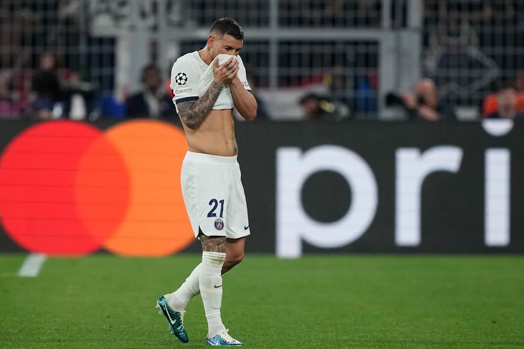 Paris Saint-Germain vắng Hernandez trong trận tiếp đón Dortmund - Ảnh 1. Paris Saint-Germain vắng Hernandez trong trận tiếp đón Dortmund - Ảnh 1.
