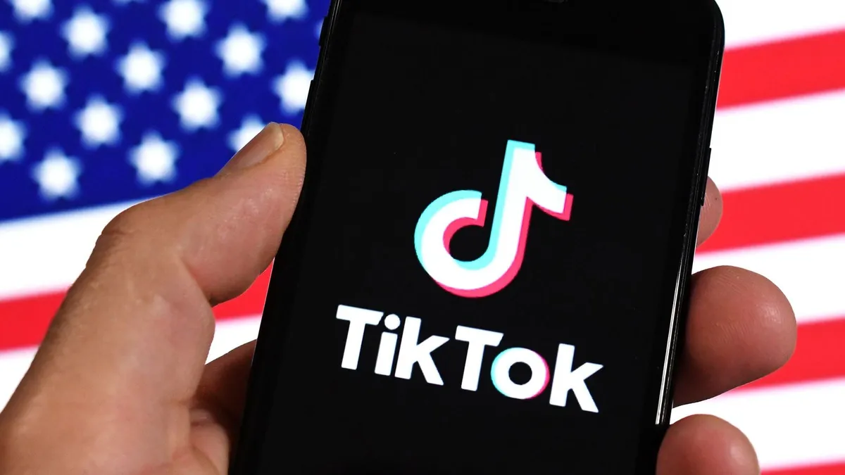 TikTok vượt mặt Lazada - Ảnh 1.