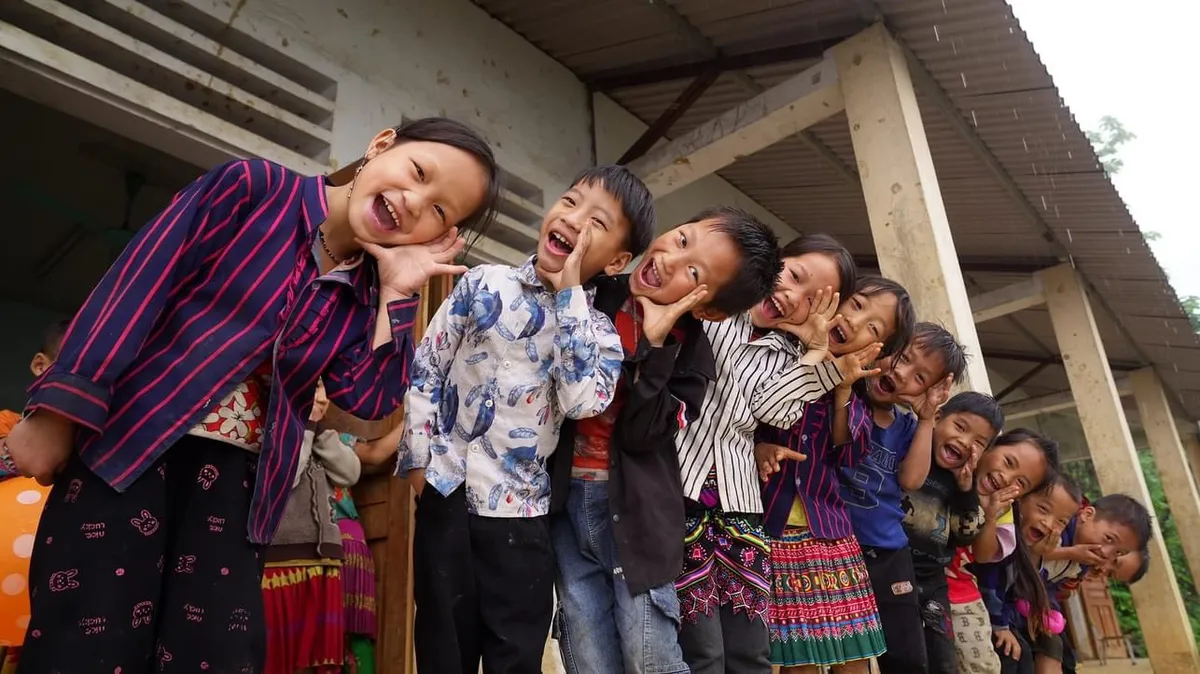 Giữ nụ cười tr&ecirc;n m&ocirc;i trẻ thơ - Ảnh 5.