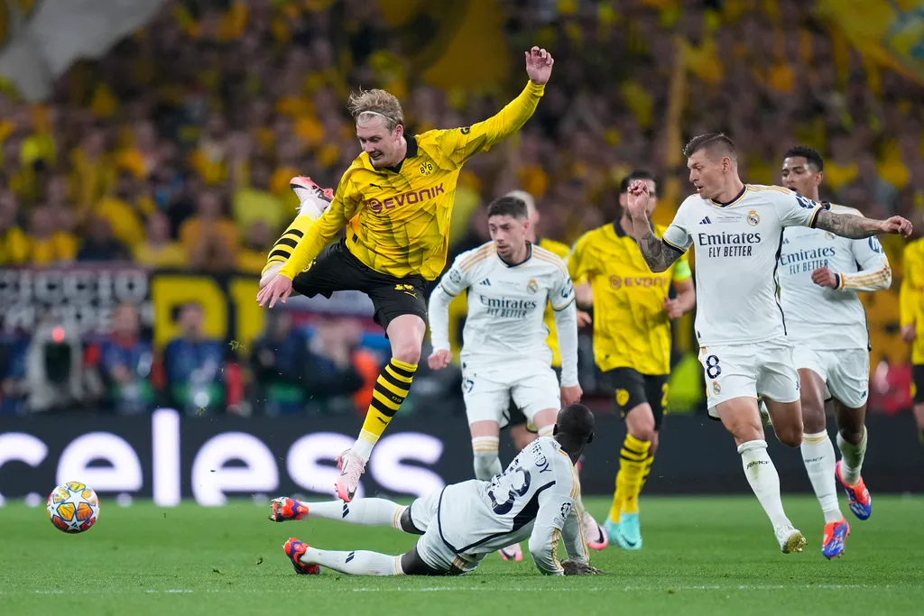 Đánh bại Dortmund, Real Madrid vô địch UEFA Champions League mùa giải 2023/24 - Ảnh 3. Đánh bại Dortmund, Real Madrid vô địch UEFA Champions League mùa giải 2023/24 - Ảnh 3.
