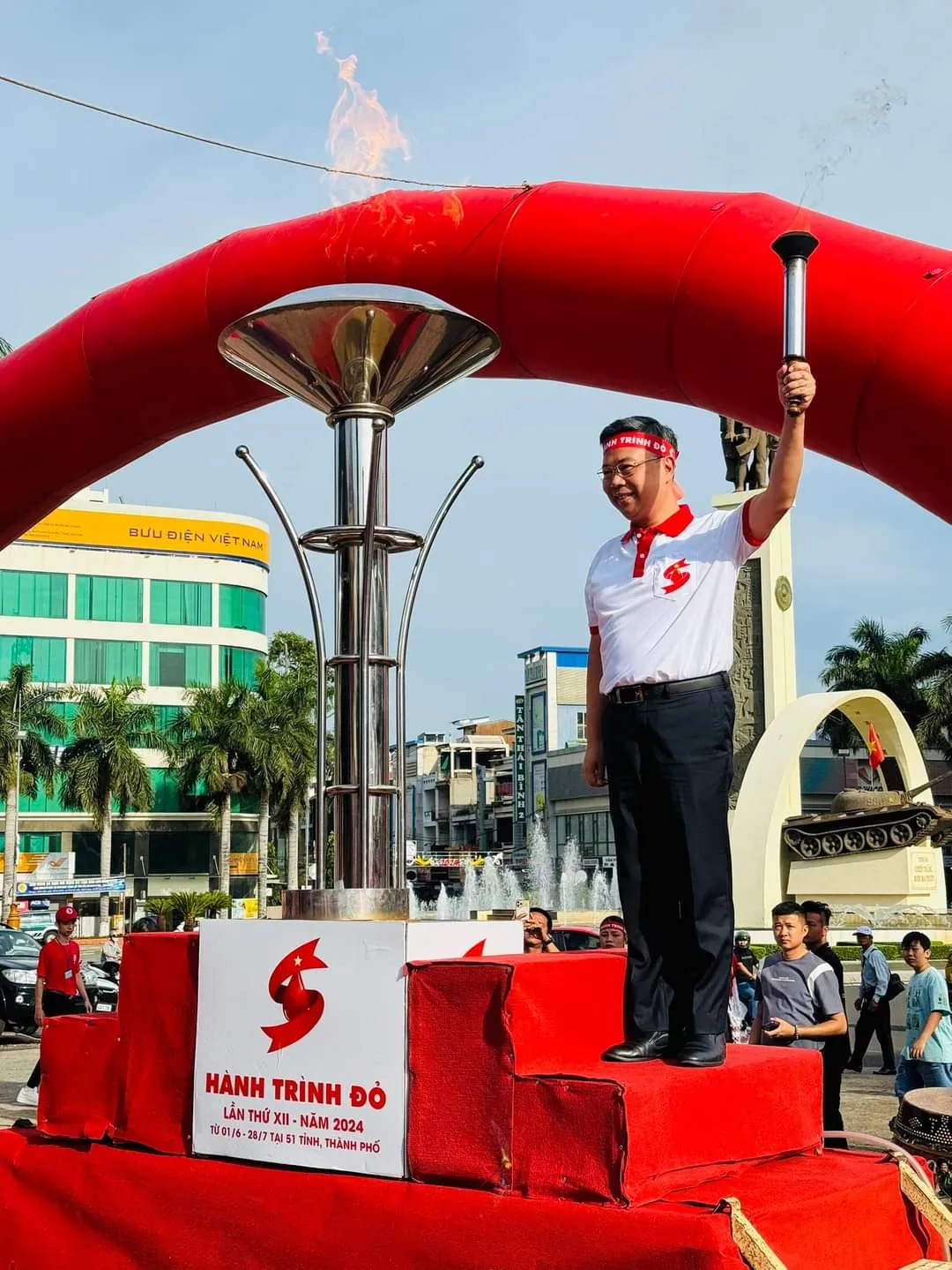 Hành trình Đỏ 2024: Dự kiến tiếp nhận 120.000 đơn vị máu - Ảnh 1. Hành trình Đỏ 2024: Dự kiến tiếp nhận 120.000 đơn vị máu - Ảnh 1.