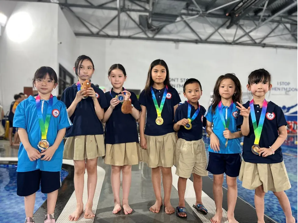 Đến Trường Quốc tế Nhật Bản xem tụi trẻ được học bơi từ khi mới 3 tuổi sẽ như thế n&agrave;o - Ảnh 5.