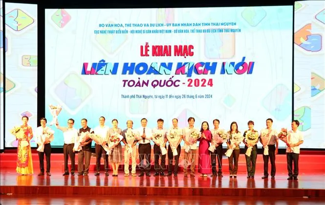 Khai mạc Liên hoan Kịch nói toàn quốc năm 2024 - Ảnh 2.