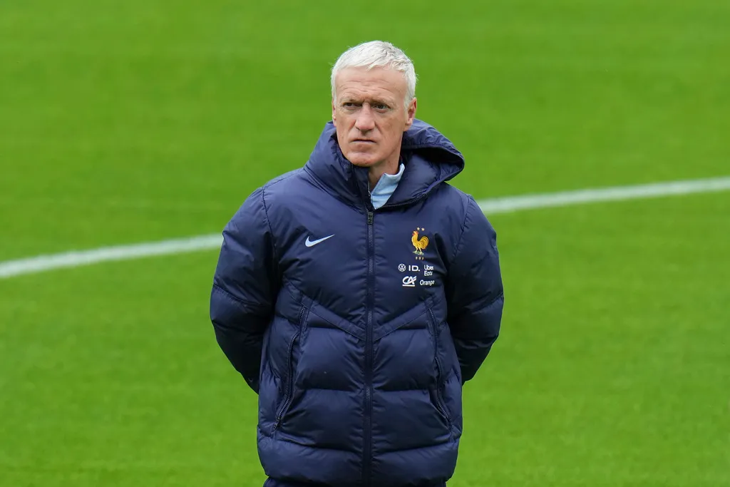 Máy tính dự đoán Pháp vô địch EURO 2024 - Ảnh 1. Máy tính dự đoán Pháp vô địch EURO 2024 - Ảnh 1.