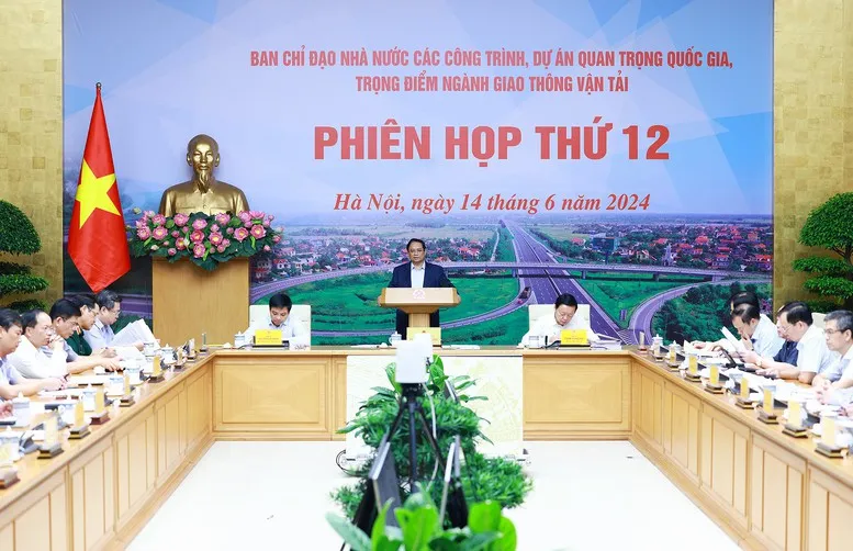 Thủ tướng: Thi đua hoàn thành 3.000 km đường cao tốc trước ngày 31/12/2025 - Ảnh 2.