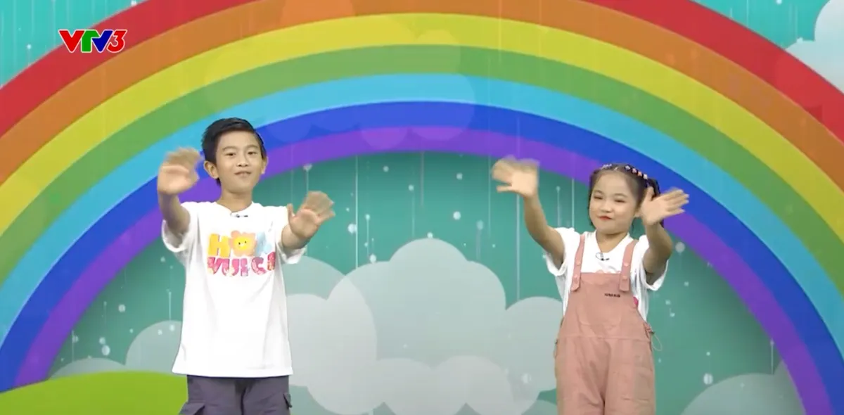 Hoa vui ca: Nhóm múa biểu diễn ca khúc Đi cấy - Ảnh 1.