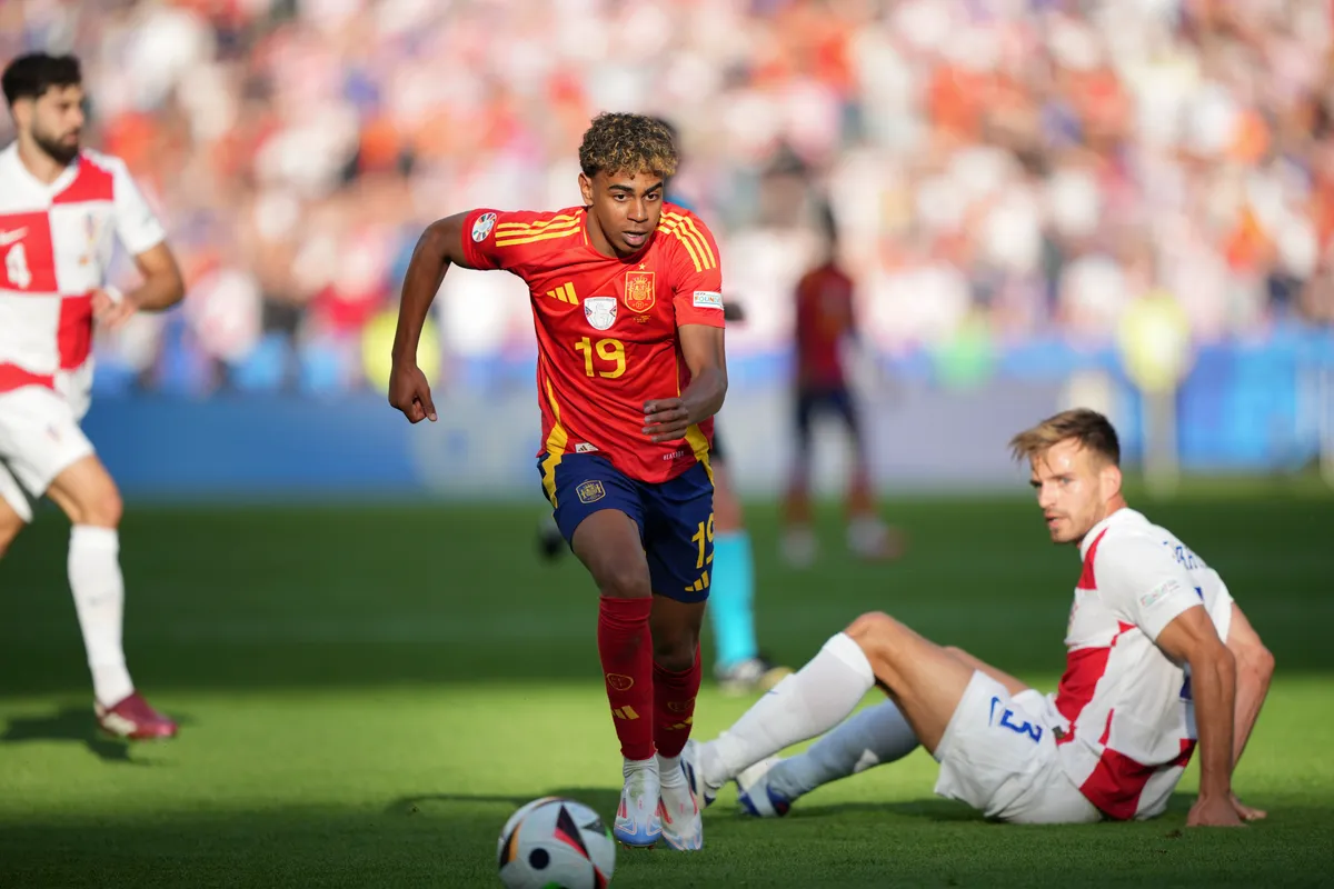 Những kỷ lục mới đã được tạo ra tại Euro 2024 - Ảnh 3. Những kỷ lục mới đã được tạo ra tại Euro 2024 - Ảnh 3.