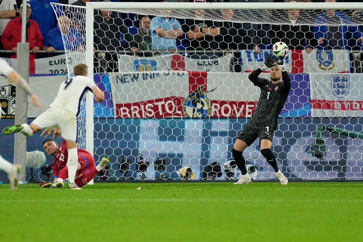 Jamie Carragher: Gareth Southgate đang sử dụng Harry Kane như Erling Haaland - Ảnh 2. Jamie Carragher: Gareth Southgate đang sử dụng Harry Kane như Erling Haaland - Ảnh 2.