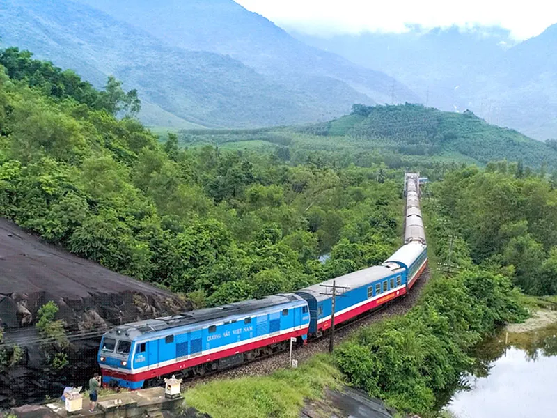 Du lịch bằng đường sắt “lên ngôi” - Ảnh 1.