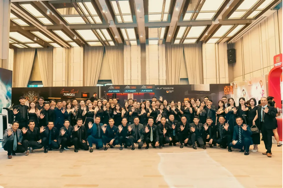 Junger và Bếp Vũ Sơn bắt tay hợp tác nâng tầm trải nghiệm gia dụng Việt - Ảnh 2.