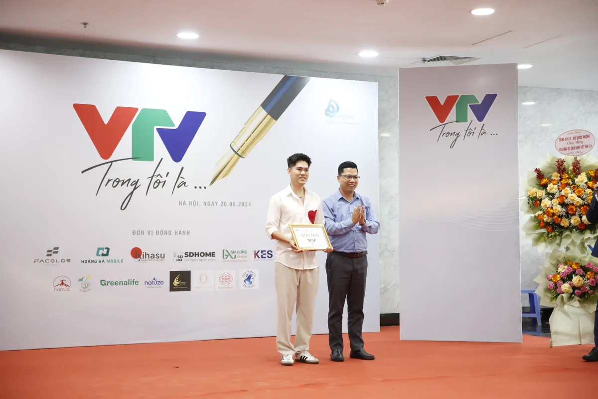 Vinh danh các tác phẩm đạt giải tại Cuộc thi sáng tạo video VTV trong tôi là... - Ảnh 2.