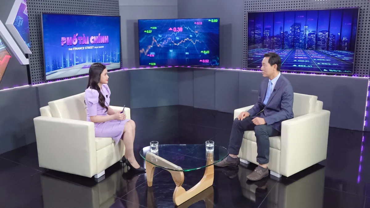 BTV Kh&aacute;nh Ly - Người phỏng vấn loạt l&atilde;nh đạo c&aacute;c quỹ t&agrave;i ch&iacute;nh tỷ đ&ocirc; ở Việt Nam g&acirc;y ch&uacute; &yacute; - Ảnh 1.