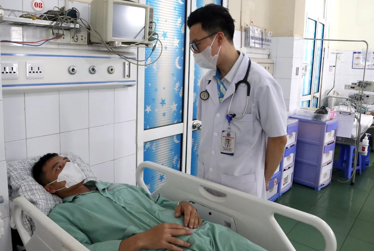 Cảnh báo số ca nhập viện vì bệnh tiêu hóa tăng cao - Ảnh 1. Cảnh báo số ca nhập viện vì bệnh tiêu hóa tăng cao - Ảnh 1.