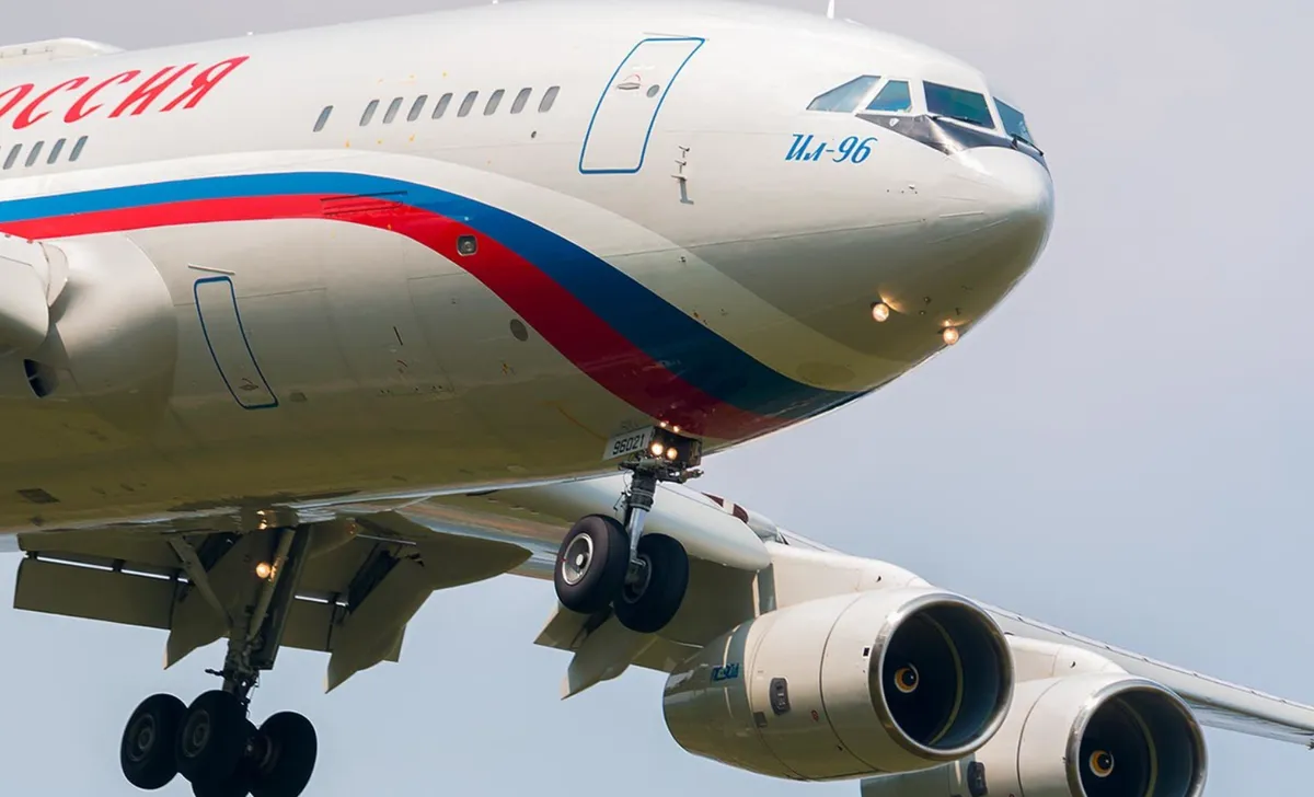 Điều &iacute;t biết về chuy&ecirc;n cơ chở Tổng thống Nga Putin - Ảnh 1.