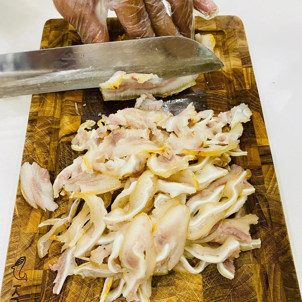 Hướng dẫn l&agrave;m nộm đu đủ tai heo  - Ảnh 2.