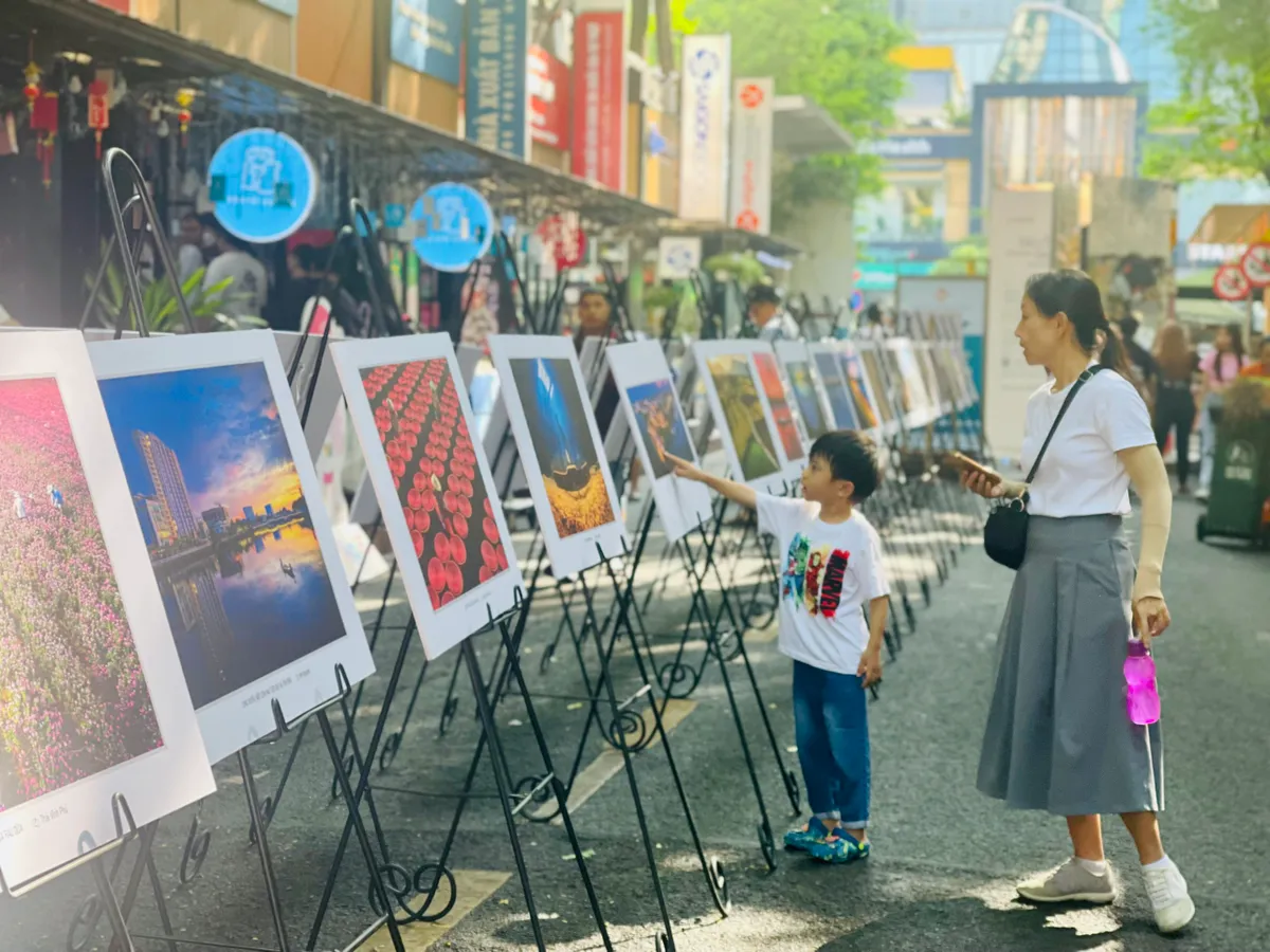 Người dân TP Hồ Chí Minh và du khách thưởng lãm 100 bức ảnh đặc sắc về An Giang - Ảnh 7.