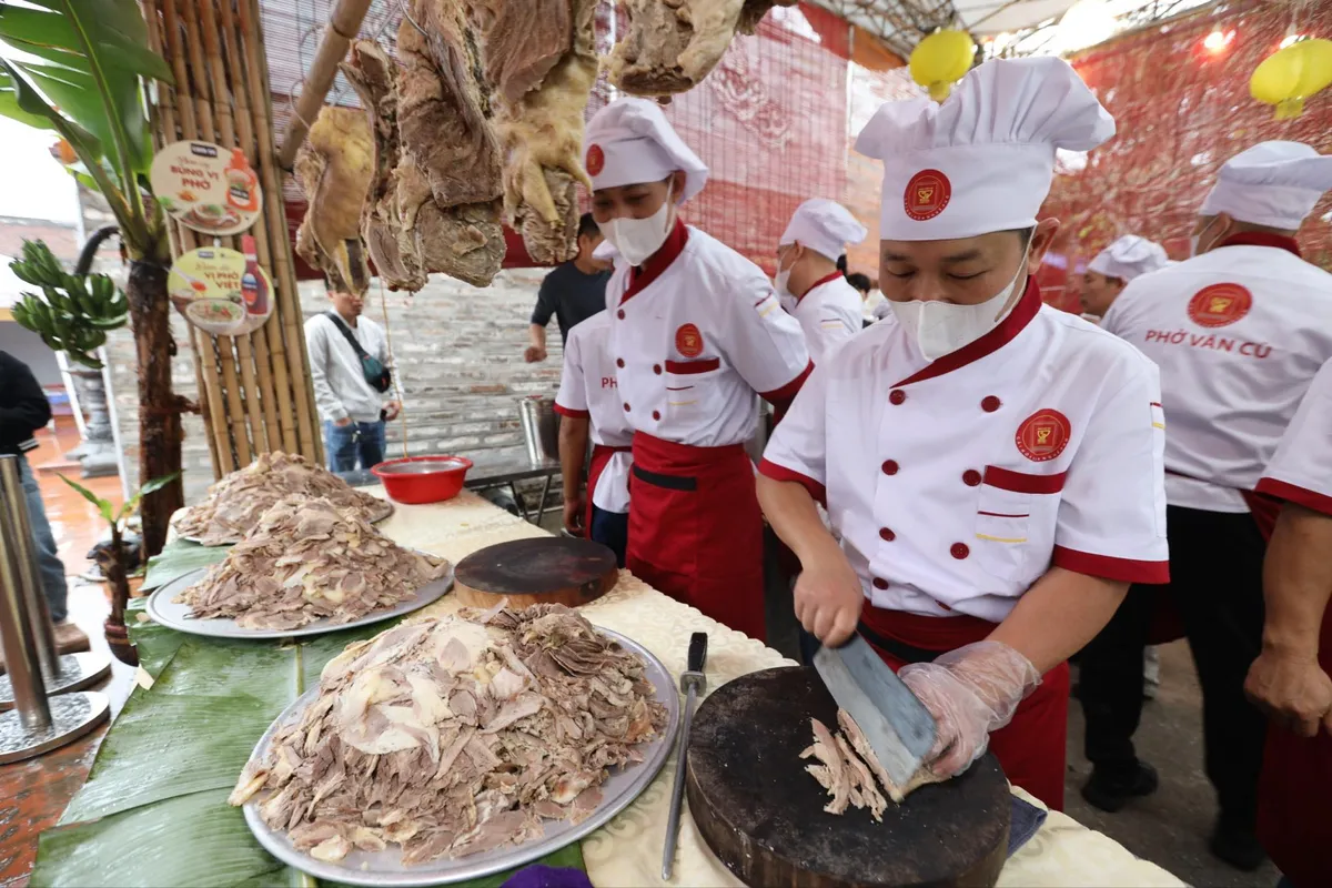 Nam Định: Thúc đẩy liên kết vùng trong phát triển văn hóa, du lịch - Ảnh 2.