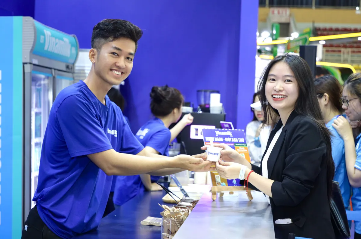 Thương hiệu qu&aacute;n qu&acirc;n &ldquo;được chọn mua nhiều nhất&rdquo; ng&agrave;nh sữa 2024: Gọi t&ecirc;n ai? - Ảnh 5.