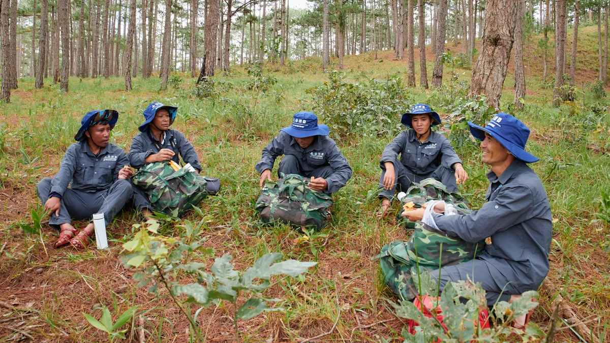 “Băng rừng, phá bẫy” giải cứu động vật hoang dã ở rừng phòng hộ đầu nguồn Đa Nhim - Ảnh 9.