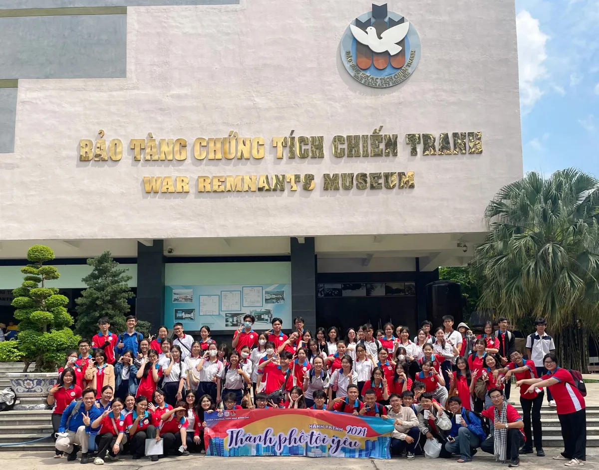 Kh&aacute;m ph&aacute; TP Hồ Ch&iacute; Minh &ndash; h&agrave;nh tr&igrave;nh &yacute; nghĩa của c&aacute;c chiến sĩ Hoa phượng đỏ - Ảnh 1.