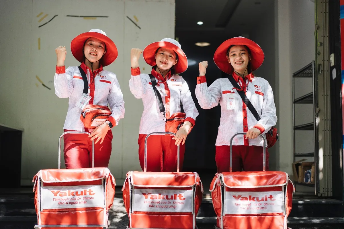 Yakult Lady: Khơi dậy những kết nối “thật giữa thế giới hiện đại - Ảnh 2.