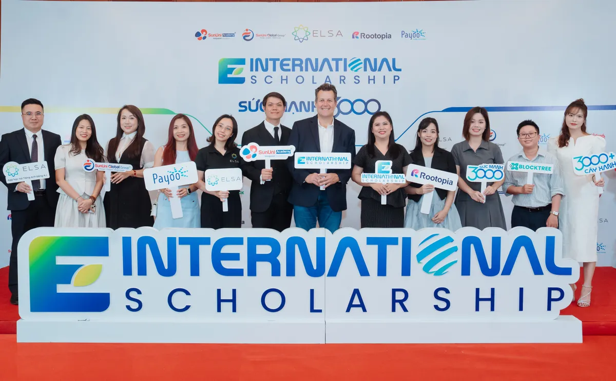 Học bổng E-International hỗ trợ tối đa 70% học phí cho chương trình IELTS và Giao tiếp trực tuyến - Ảnh 3.