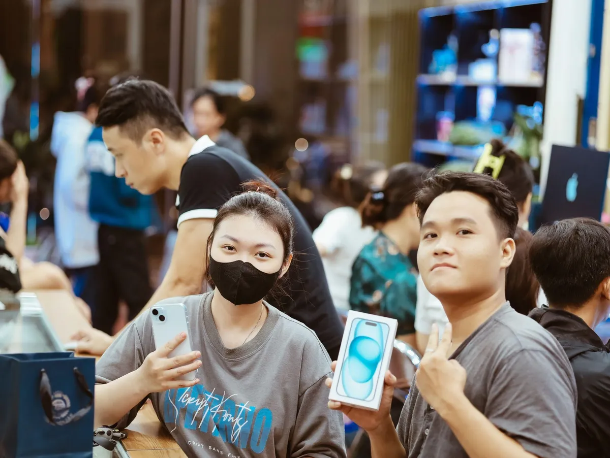 TP Shop - Cửa h&agrave;ng điện thoại uy t&iacute;n tại Bi&ecirc;n H&ograve;a - Ảnh 3.