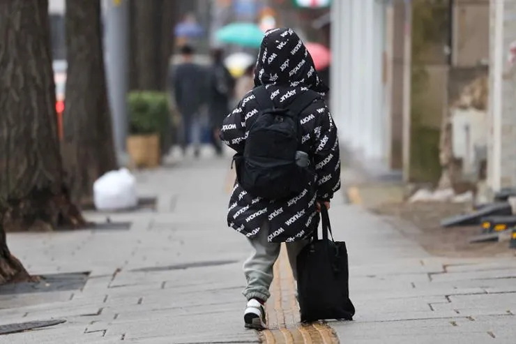 Rét đậm, học sinh được nghỉ học từ mức nhiệt nào?- Ảnh 1. Rét đậm, học sinh được nghỉ học từ mức nhiệt nào?- Ảnh 1.