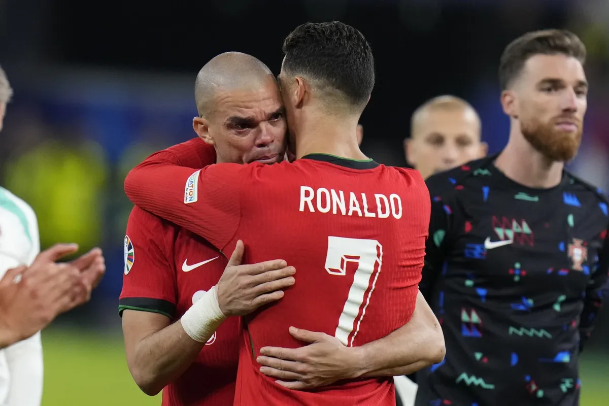 Khi các cựu binh Bồ Đào Nha cay đắng rời Euro 2024 - Ảnh 1. Khi các cựu binh Bồ Đào Nha cay đắng rời Euro 2024 - Ảnh 1.