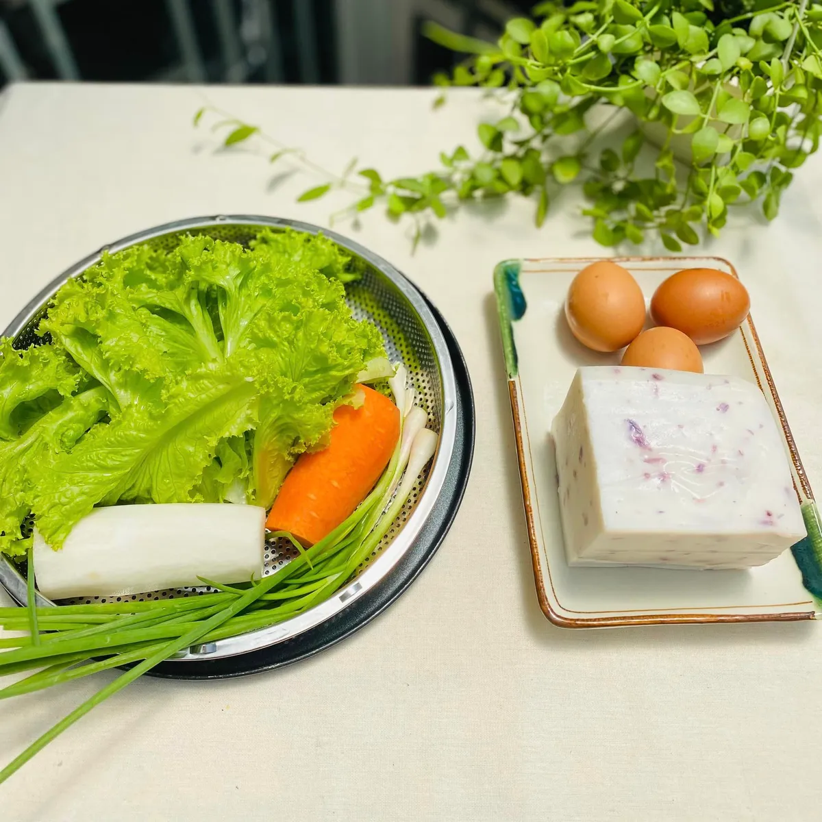 C&aacute;ch l&agrave;m b&aacute;nh bột chi&ecirc;n trứng thơm ngon - Ảnh 1.