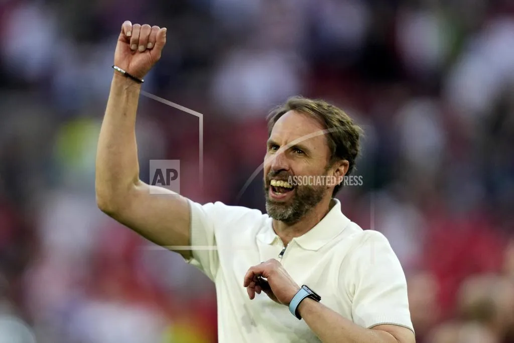 Đội tuyển Anh lấy Virgil van Dijk làm động lực để chiến thắng tại Euro 2024 - Ảnh 1. Đội tuyển Anh lấy Virgil van Dijk làm động lực để chiến thắng tại Euro 2024 - Ảnh 1.