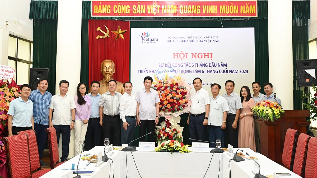 Du lịch phục hồi ấn tượng, là điểm sáng trong phát triển kinh tế - xã hội 6 tháng đầu năm - Ảnh 4.