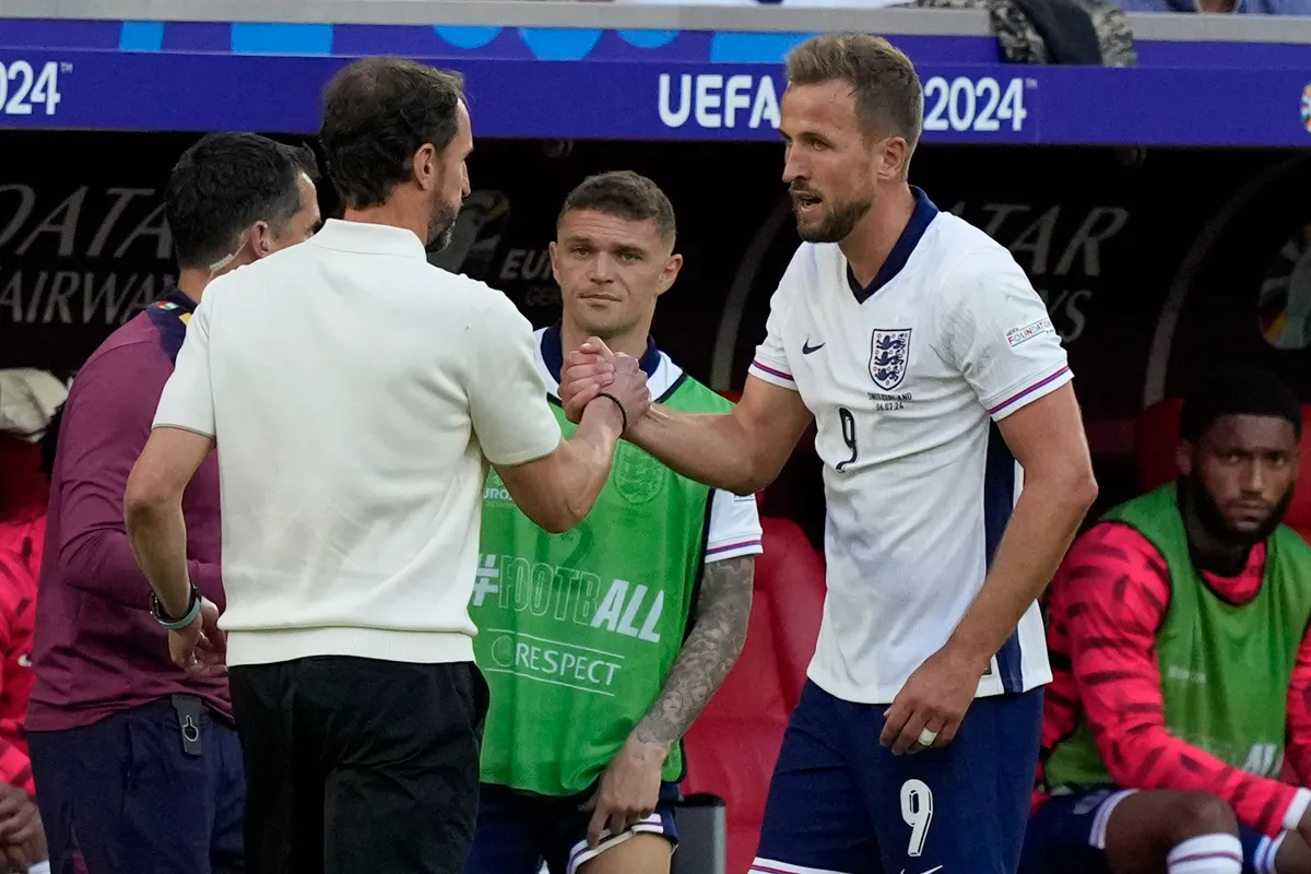 Chuyên gia Anh: Harry Kane đang trở thành Ronaldo của Tam Sư - Ảnh 2. Chuyên gia Anh: Harry Kane đang trở thành Ronaldo của Tam Sư - Ảnh 2.